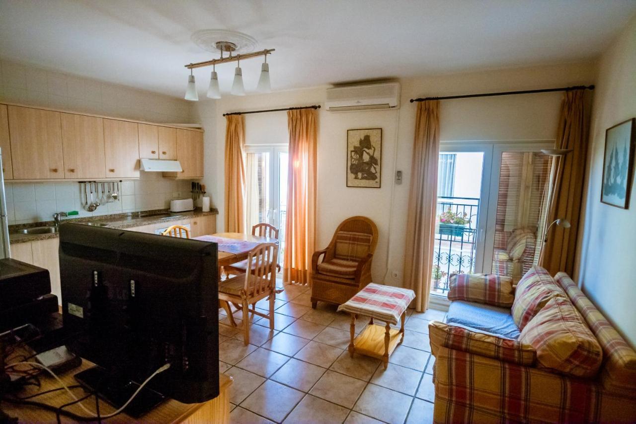 Casa Charlotte Apartment เนร์คา ภายนอก รูปภาพ