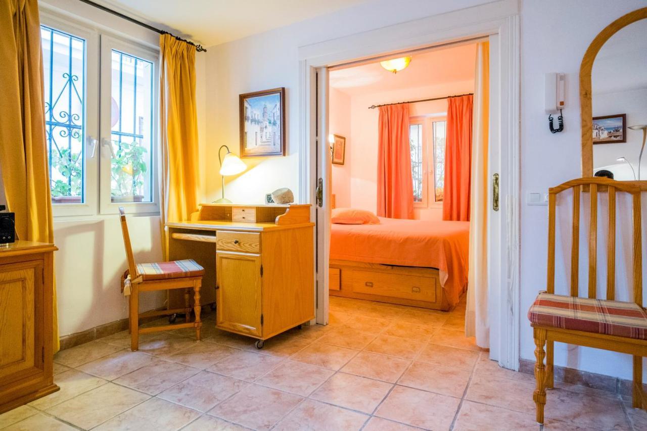 Casa Charlotte Apartment เนร์คา ภายนอก รูปภาพ