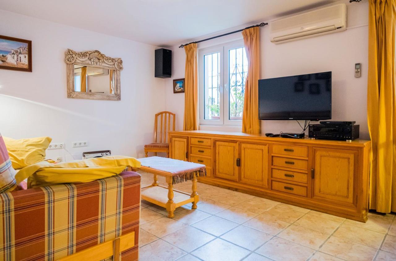 Casa Charlotte Apartment เนร์คา ภายนอก รูปภาพ