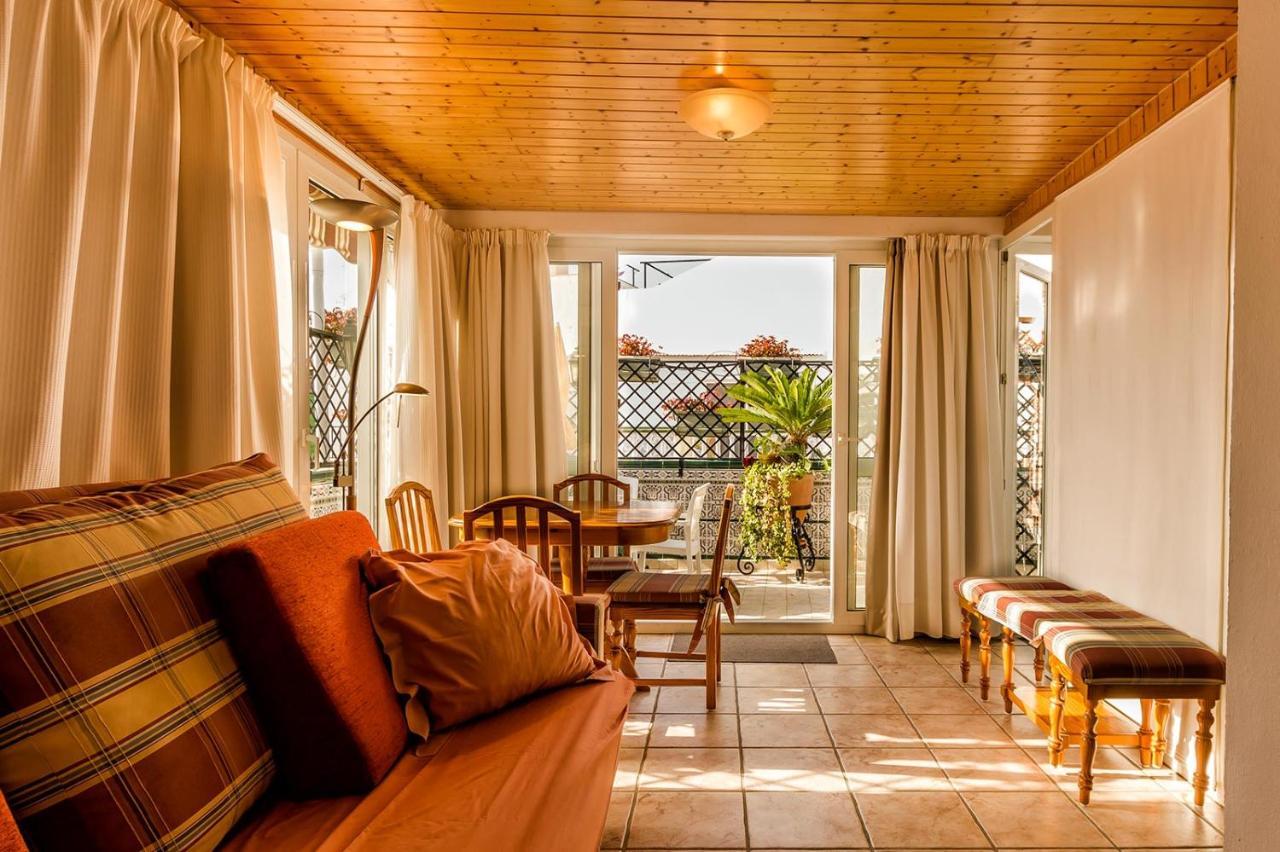 Casa Charlotte Apartment เนร์คา ภายนอก รูปภาพ